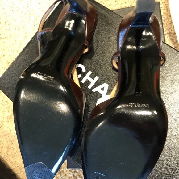 CHANEL Women's Dark Brown Leather Slingback Heels - Picture 4 of 5